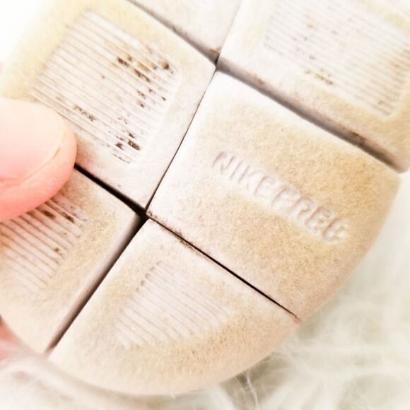 Nike free run athletic shoes hook and loop closure - Picture 3 of 5